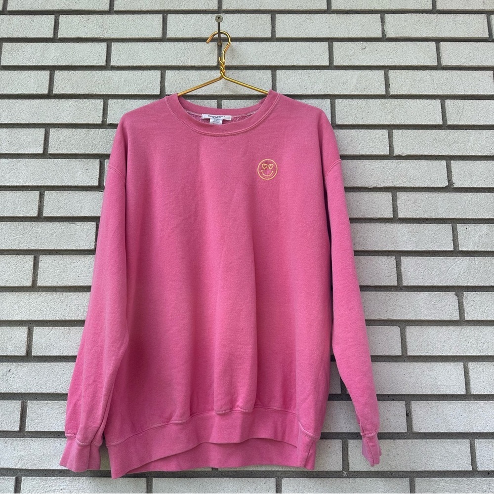 Project Social T Pink Smiley Heart Eyes Graphic Sweatshirt S/M USA Cozy Cotton